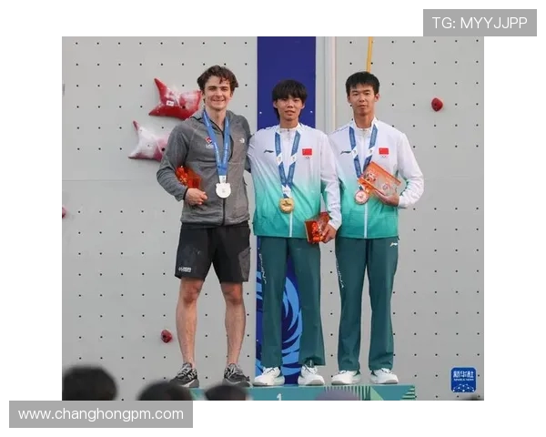 成都攀岩队荣获攀岩比赛经验排行榜第一名引领全国攀岩热潮 成都攀岩队荣获攀岩比赛经验排行榜第一名引领全国攀岩热潮