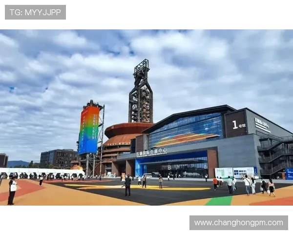 以北京首钢为核心推动城市转型与体育文化融合发展新路径探索 以北京首钢为核心推动城市转型与体育文化融合发展新路径探索