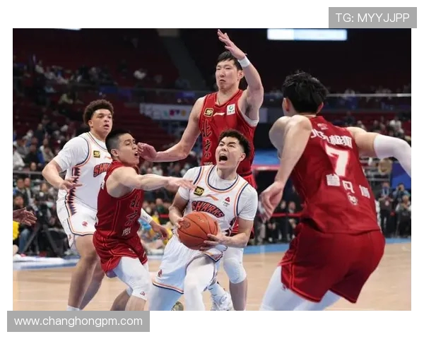 CBA季后赛精彩对决北京队与上海队全场录像回放及精彩瞬间分析