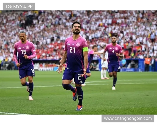 丹麦与德国足球队大名单揭晓球员阵容分析与比赛前瞻