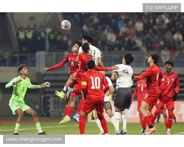 国少队迎战韩国队全力争胜展现青春风采与拼搏精神